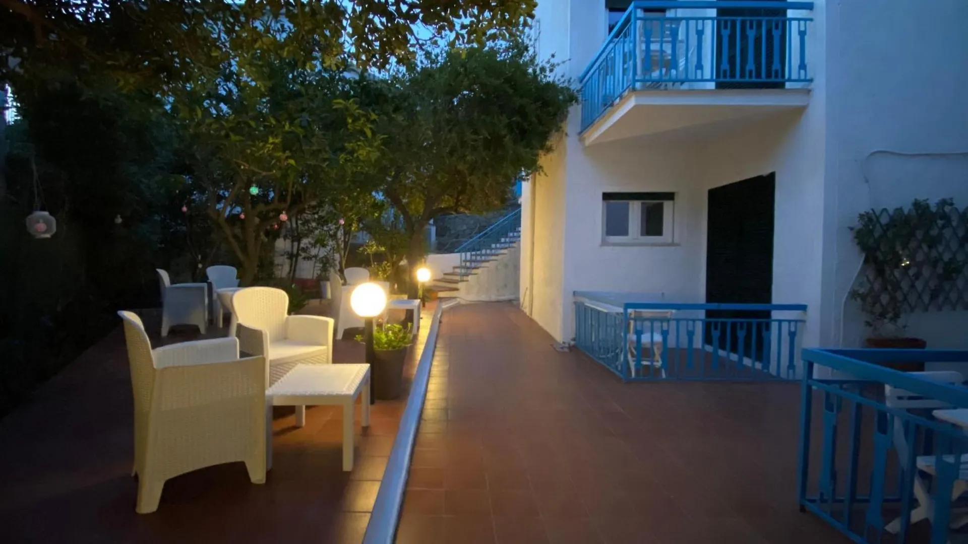 Hotel Lorenza B&B E Mini Suite Spiaggia di Cavoli Italy