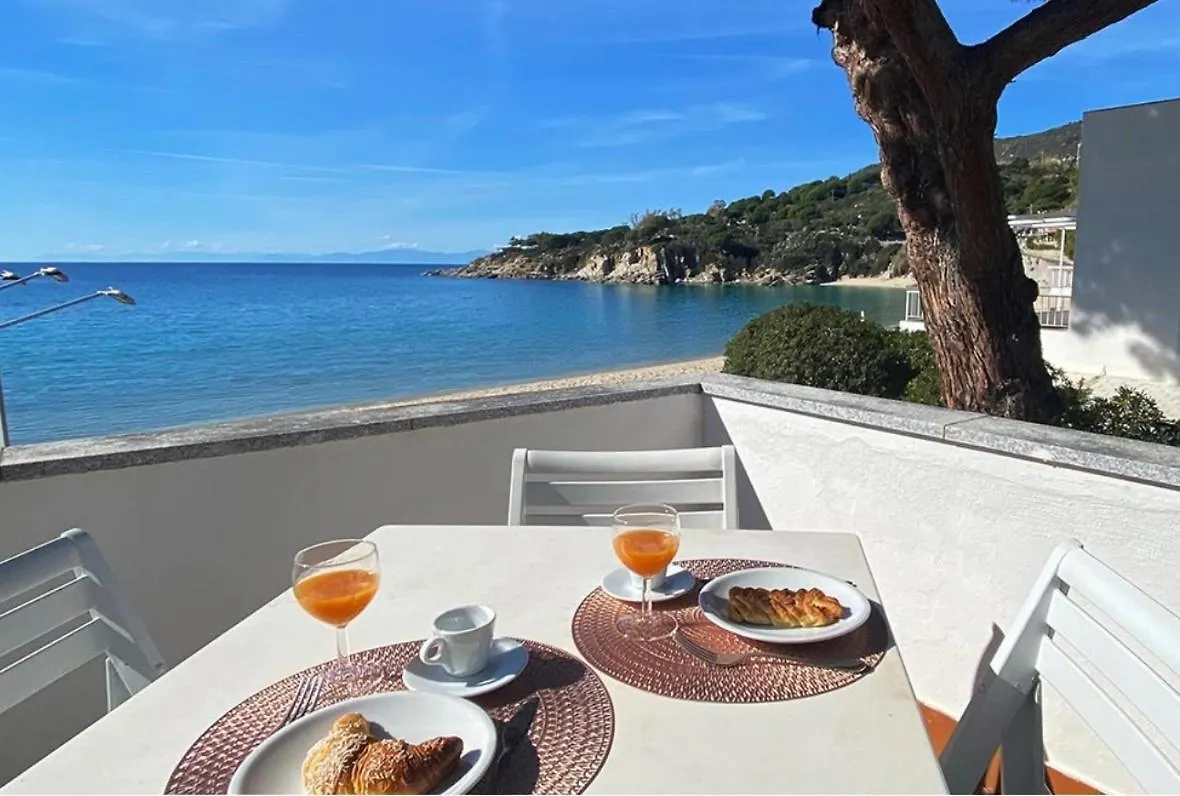 Hotel Lorenza B&B E Mini Suite Spiaggia di Cavoli